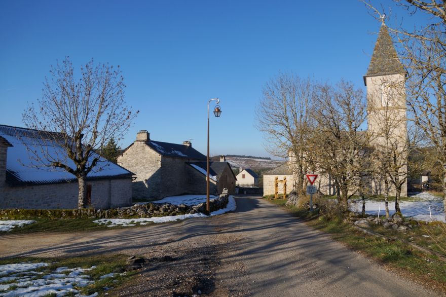 Vue de la Tieule depuis la route venant de Pertuzades