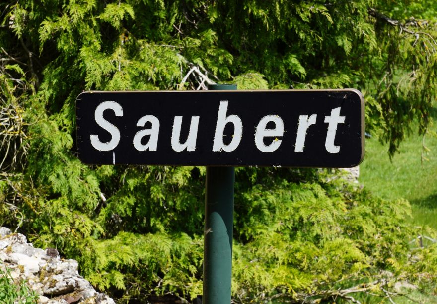 Panneau hameau de Saubert