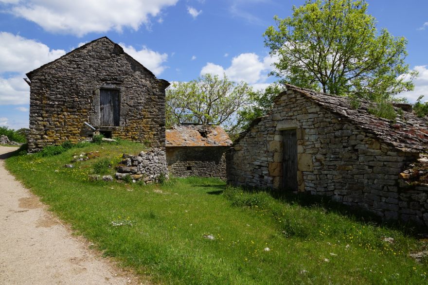 Bâtisses à Saubert