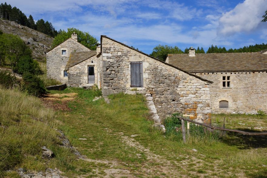 Entrée de Fretma depuis Nivoliers